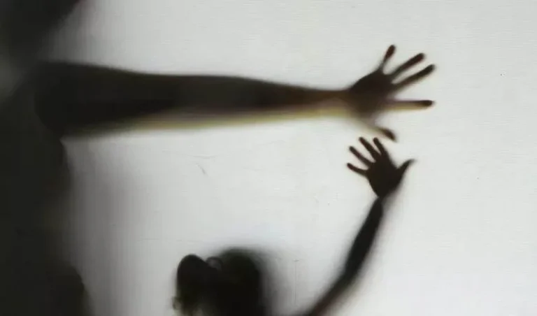Mais de 1 milhão de jovens são forçados a ter relação sexual, diz IBGE