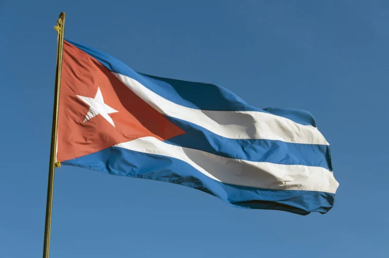 Análise: Cuba, ferida para os EUA e símbolo para partes da América Latina