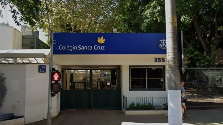Suspeito de roubo a residências invade escola de elite durante fuga em SP