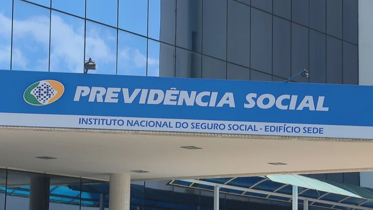 Cancelamento de descontos no INSS caiu de 92% para 15% no governo Lula