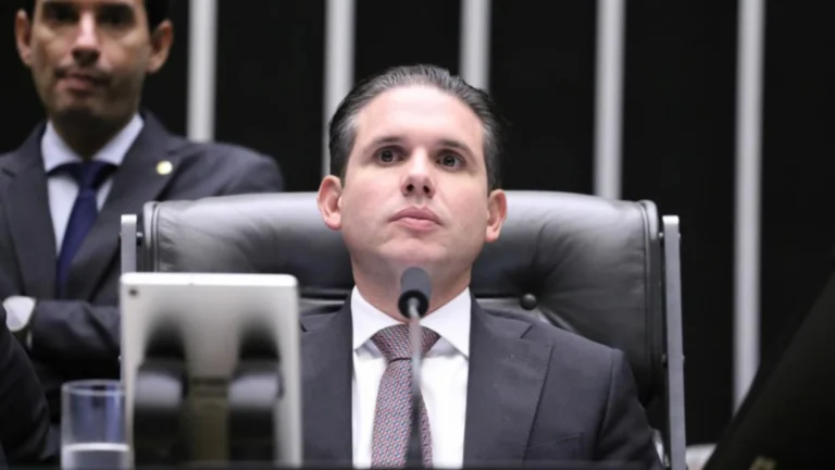 Alta dos combustíveis preocupa e Câmara está atenta para ajudar, diz Hugo