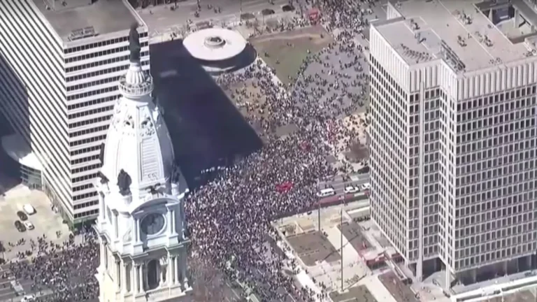 Os protestos “No Kings” e os limites de Trump