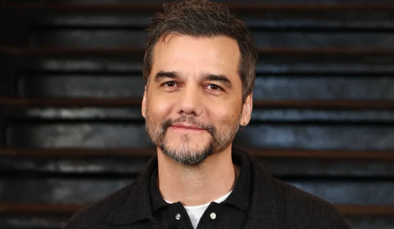 Filho de Wagner Moura publica foto rara com o pai: “Te amo”