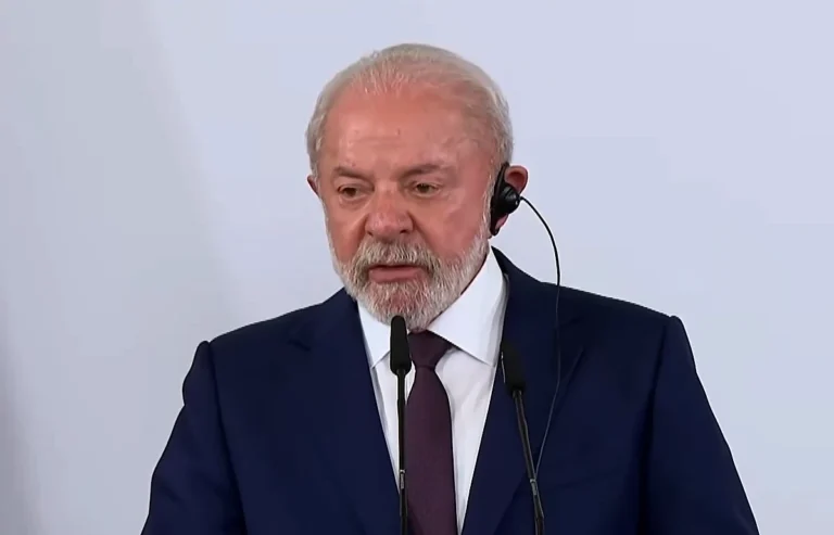 Lula cita Espanha como exemplo e volta a defender fim da escala 6×1