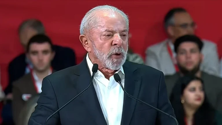 “Senhores da guerra”, diz Lula sobre integrantes de Conselho da ONU