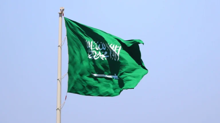 Líderes do Golfo se reúnem para discutir ataques iranianos