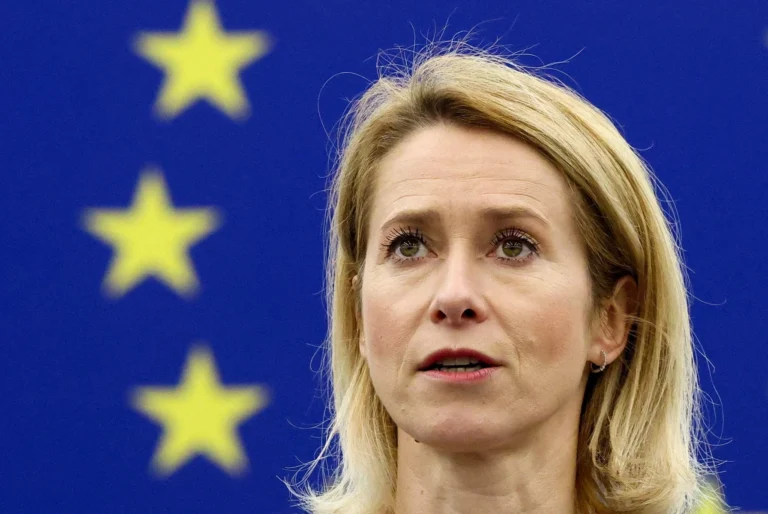 À CNN, chefe da diplomacia da União Europeia chama críticas de “injustas”