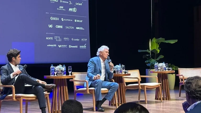 “Discussão pobre”, diz Caiado sobre polarização entre Lula e Bolsonaro
