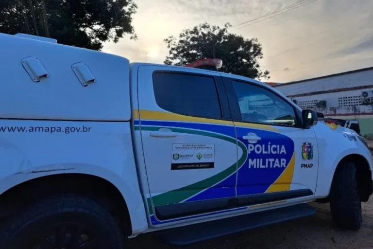Homem invade creche, faz funcionária de refém e transmite crime na internet