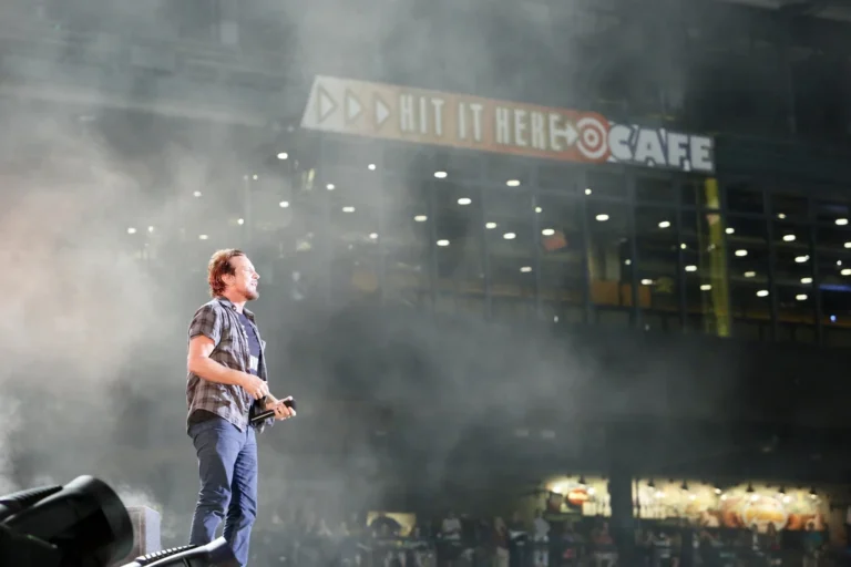 Pearl Jam pode voltar ao Brasil em breve, revela CEO do Atlético-MG