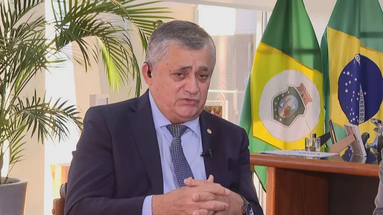 Guimarães reconhece dificuldade com senadores: “cada um é uma autarquia”