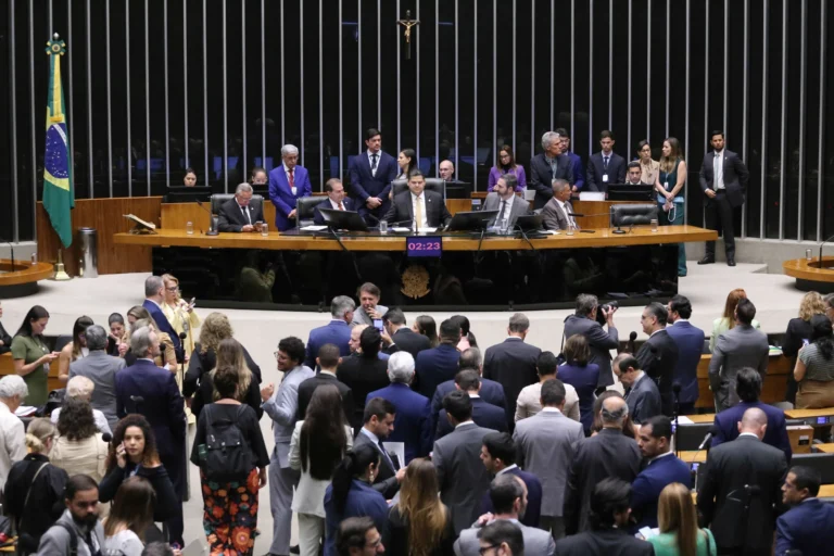 Derrubadas de vetos contrariaram parecer de consultorias sobre repasses