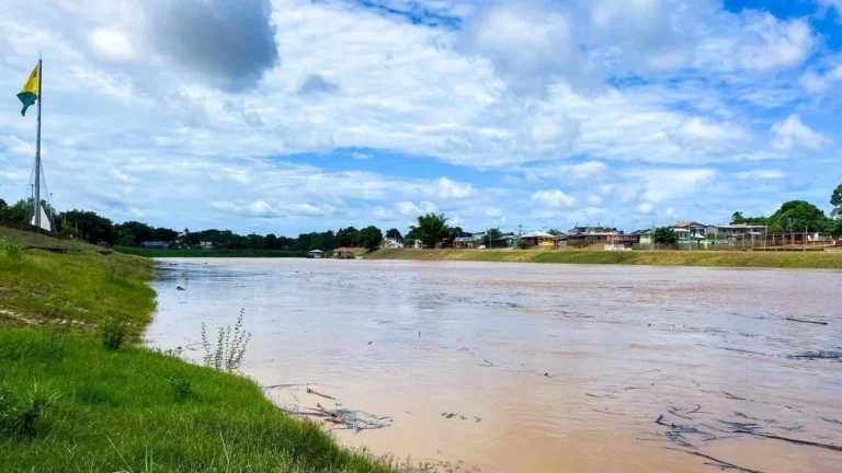 Rio Branco terá semana marcada por chuvas contínuas e clima variável