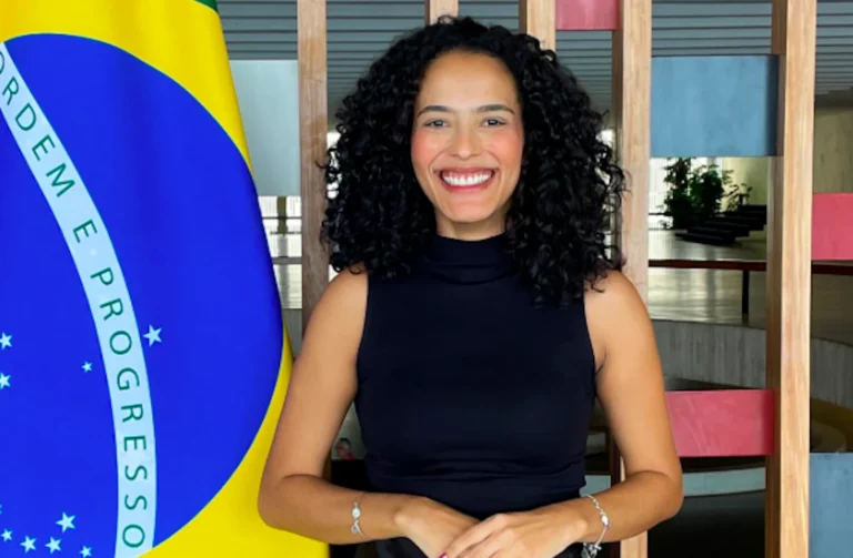 Justiça marca julgamento de funcionária exonerada do Itamaraty