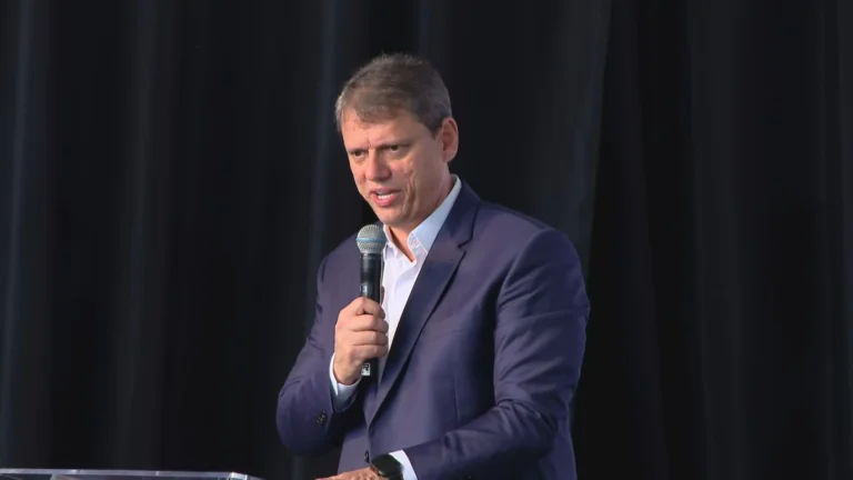 Em vídeo, Tarcísio acusa governo e PT de “descaso” com o agronegócio
