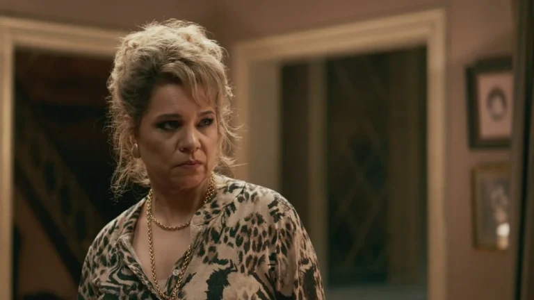 Quem Ama Cuida: Pilar dá de cara com Adriana na casa de Arthur