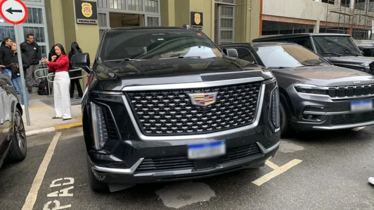Como Deolane tem Cadillac Escalade? SUV de R$ 2,1 milhões não é vendido oficialmente no Brasil