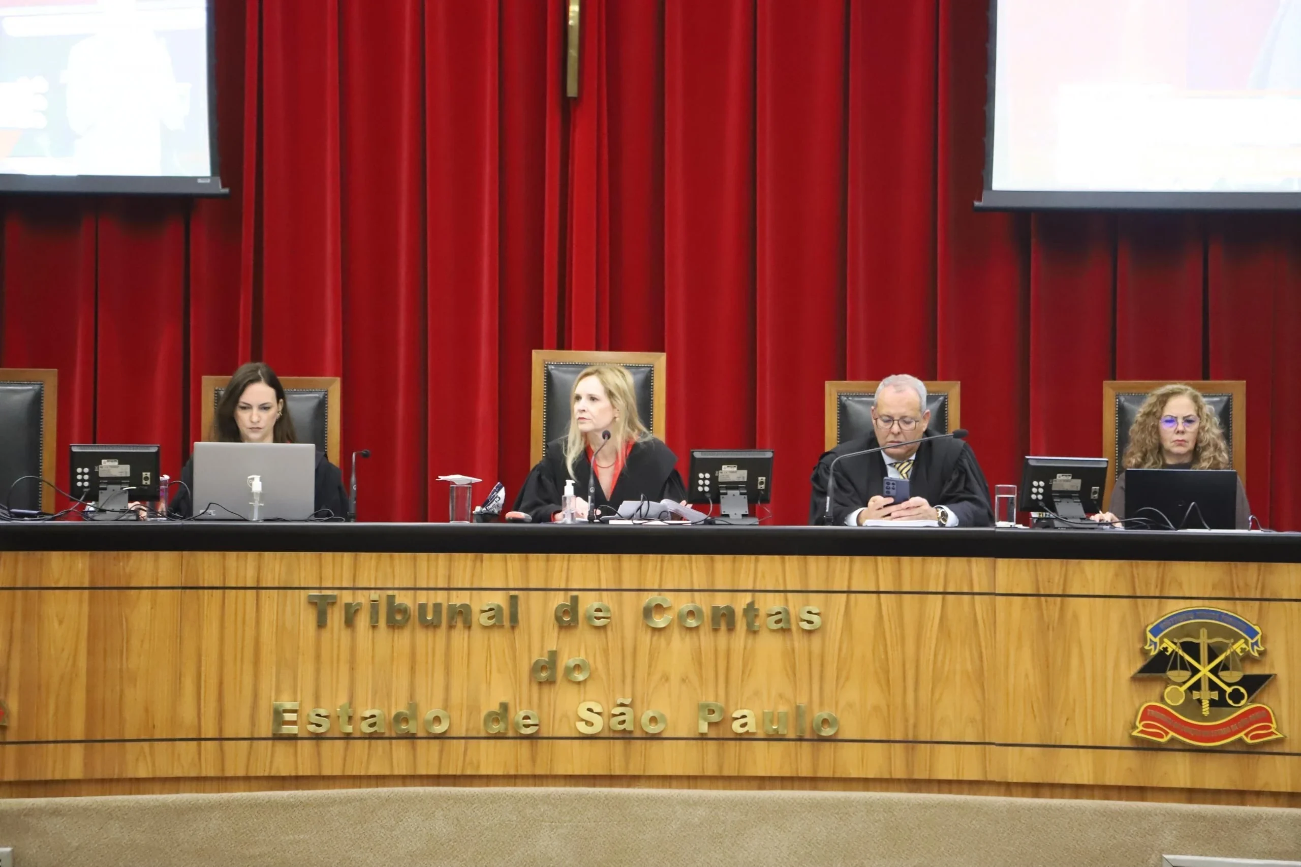 TCESP aprova contas do governo Tarcísio com série de ressalvas