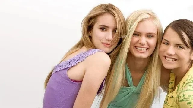“Aquamarine”: clássico millenial ganhará série com Emma Roberts