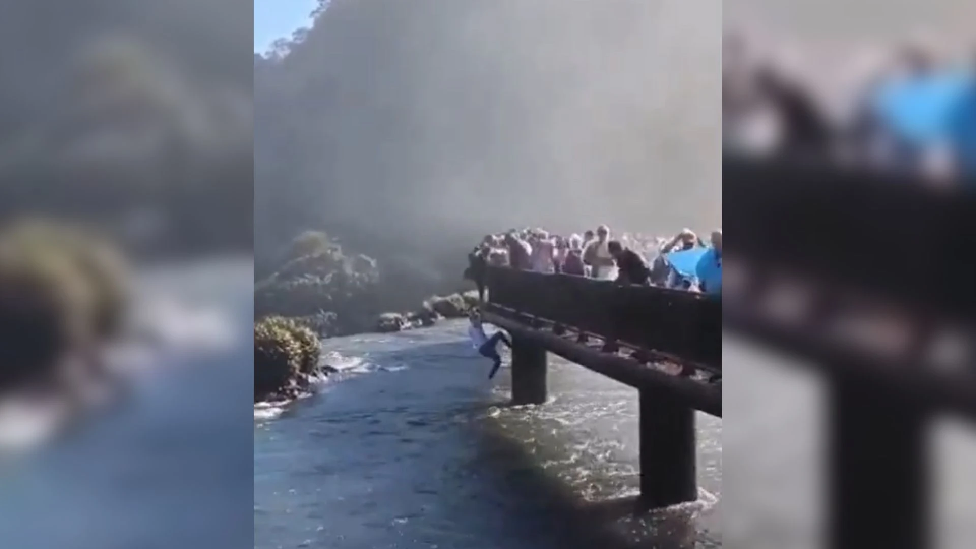Veja novas imagens de turista pulando nas Cataratas para resgatar celular