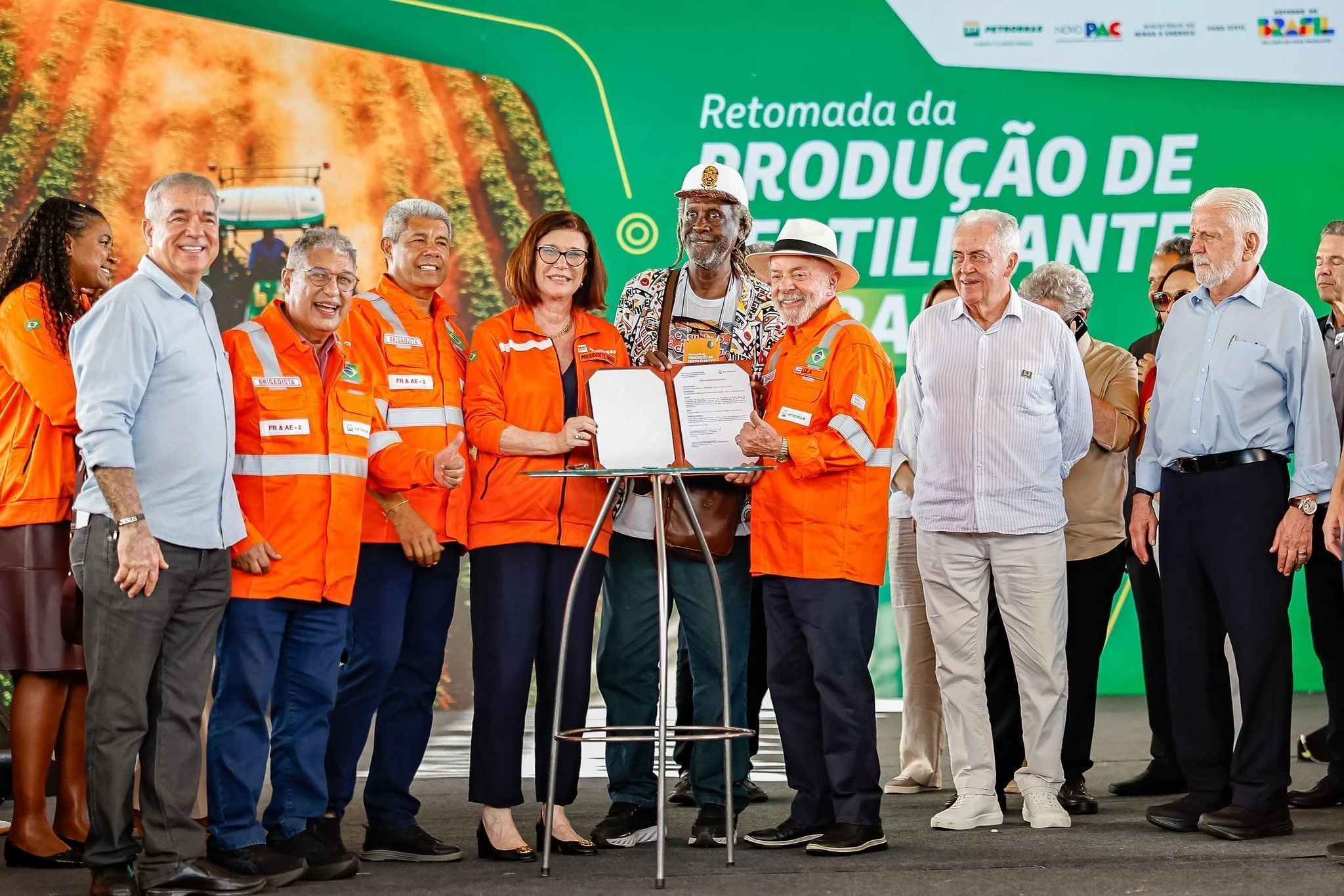 Lula defende soberania e produção nacional de fertilizantes