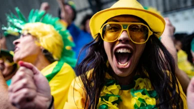 Cansado de gritar gol? Veja como recuperar voz após jogos da Copa