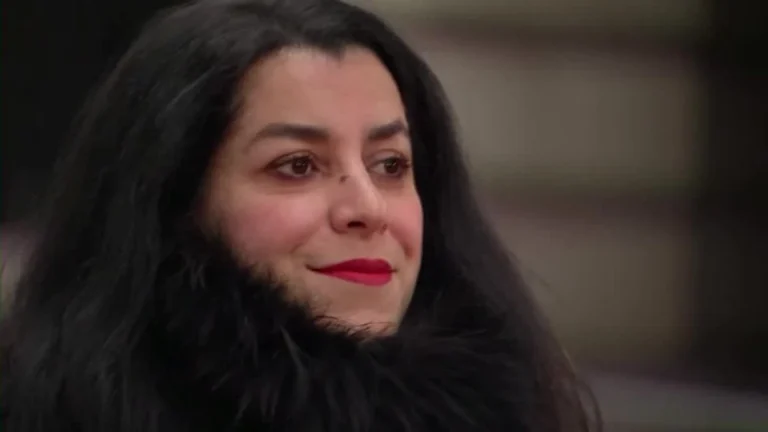 Morre Marjane Satrapi, artista e autora de “Persépolis”, aos 56 anos