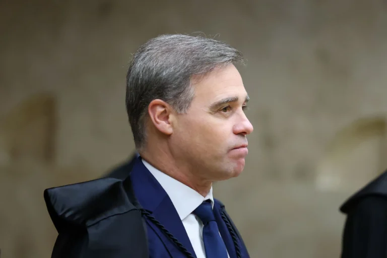 Mendonça aguarda relatório da PF sobre investigação de fraude no INSS