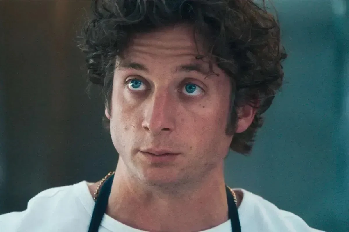 Jeremy Allen White diz que Chicago o manteve 