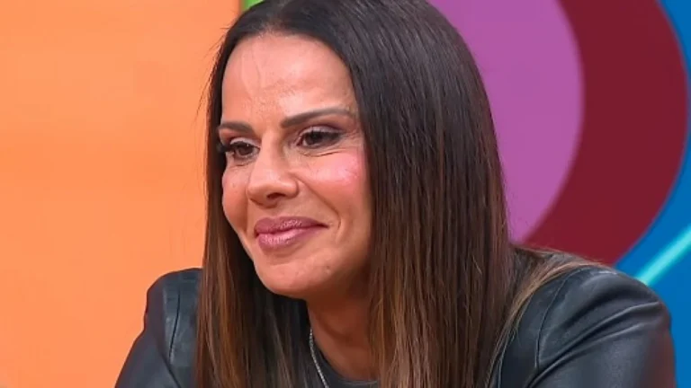 Viviane Araújo abre o jogo sobre comentários etaristas no Carnaval