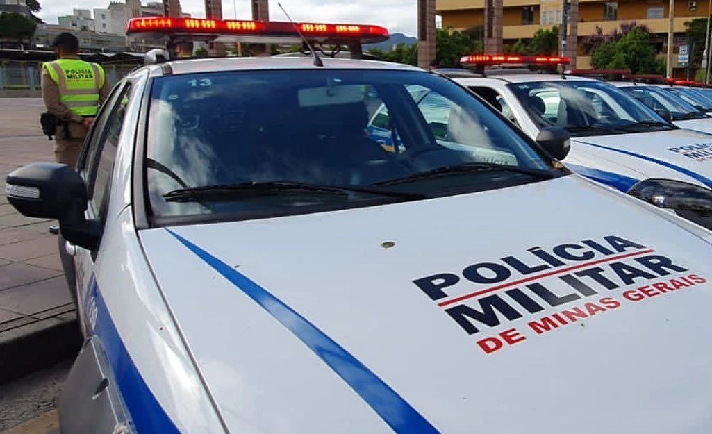 BH: mulher coloca fogo na casa do ex-companheiro e foge