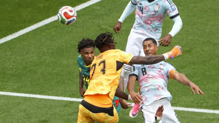 Bélgica vira sobre Senegal no fim da prorrogação e vai às oitavas da Copa