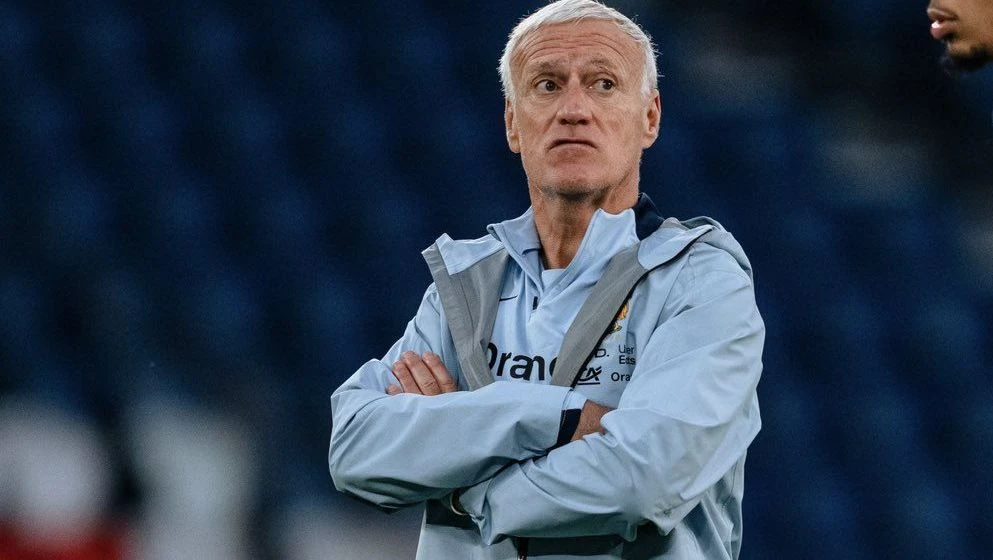 Deschamps questiona arbitragem após eliminação: 