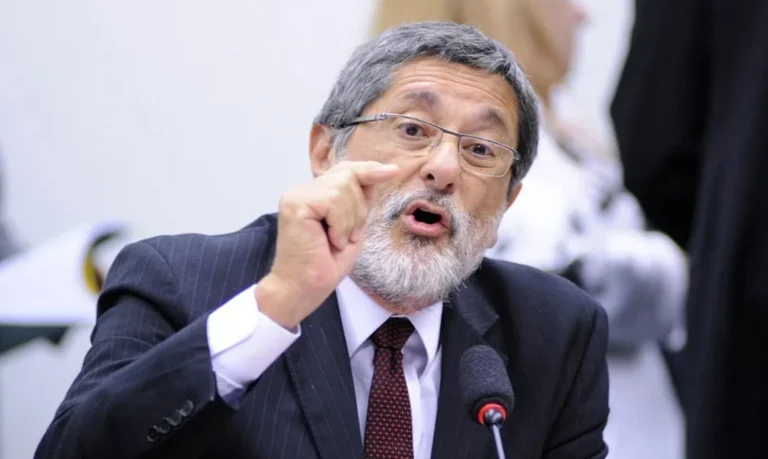 Campanha de Lula desautoriza Gabrielli como porta-voz da economia