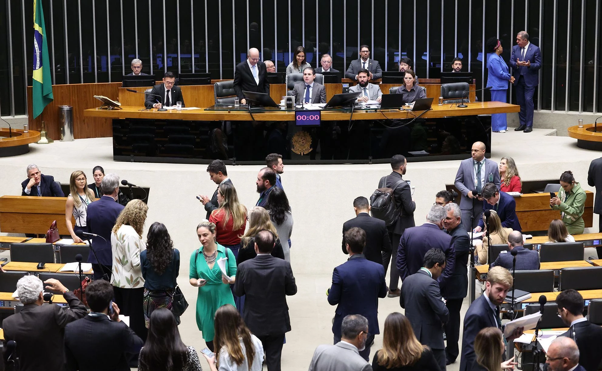 Câmara aprova regras para “filtro de relevância” de recursos ao STJ