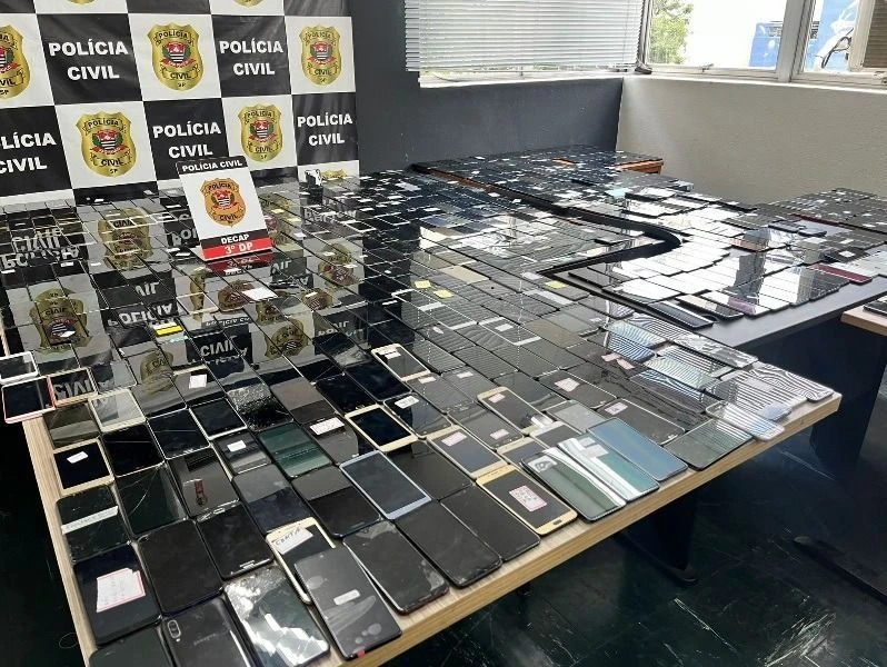 Governo quer responsabilizar quem usa celulares roubados e ampliar bloqueio