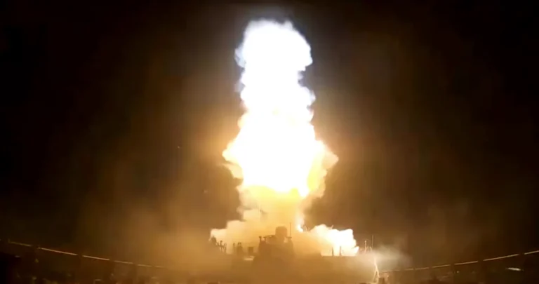 Ataques recentes dos EUA no Irã deixaram mais de 300 feridos e 35 mortos