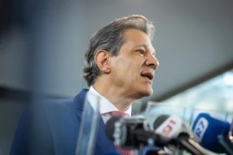 Em manifesto, PDT reafirma apoio a Lula e pede espaço em chapa de Haddad
