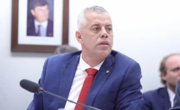 Deputado acusa Itamaraty de politizar classificação do PCC e CV