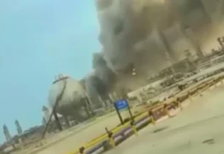 Arábia Saudita intercepta drones do Iraque que atingiriam petrolíferas