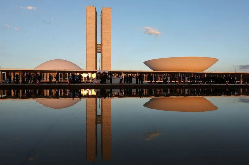 Comissões do Congresso cobram negociação e criticam reciprocidade aos EUA