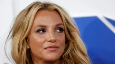 Britney Spears grávida? Cantora faz post com roupinhas de bebê e agita web