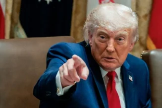 Trump diz que danos a navios serão 