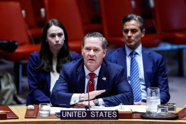 Embaixador dos EUA diz que Trump está dando margem a negociações com Irã