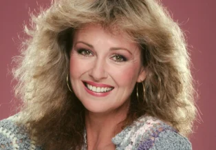 Shelley Fabares, atriz que atuou com Elvis Presley, morre aos 82 anos
