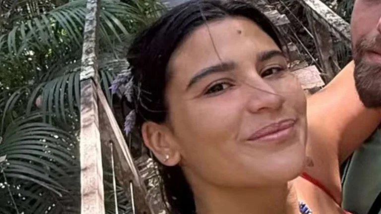 Quem é? Filha de Flávia Alessandra surge em clima de romance com novo namorado