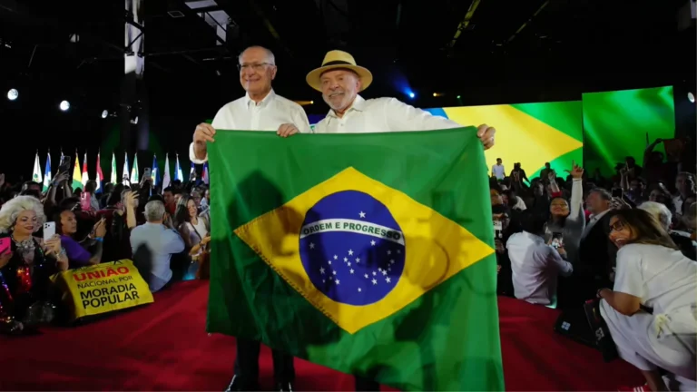 Lula deve priorizar Sudeste com gestos a aliados na largada da campanha