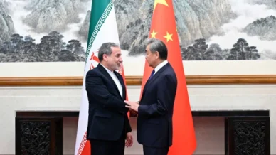 China diz que cooperação com Irã não deve ser interrompida após sanções