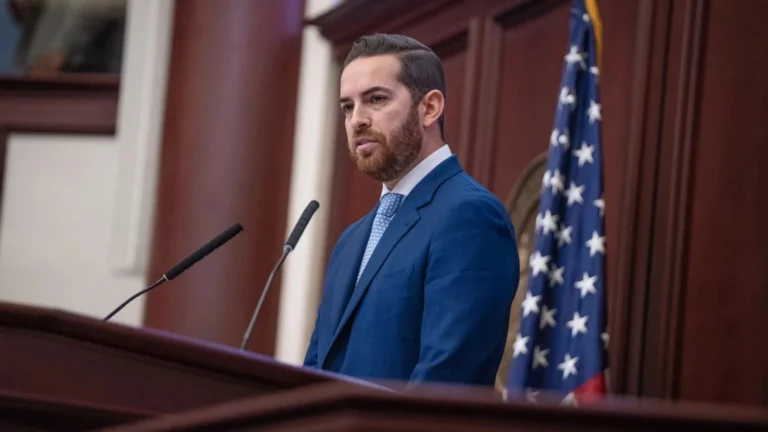 Nomeado de Trump para embaixador no Brasil renuncia ao cargo de deputado