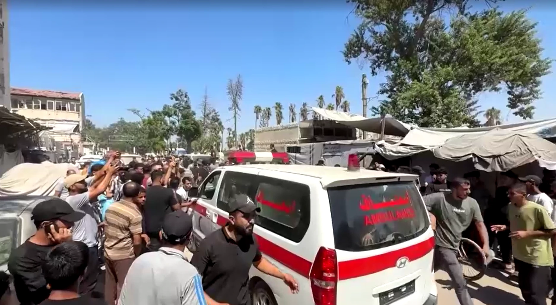 Ataque israelense mata pai e filha em Gaza, dizem médicos